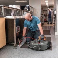 Miért tisztítják a szakemberek a lefolyókat RIDGID FlexShaft rendszerrel? Olvassa el a gyakorlati tapasztalatokat