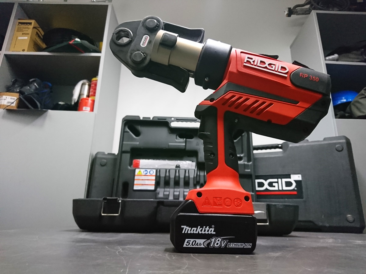 RIDGID RP 350-C présgép (Hálózati adapter 230V) 3 préspofával